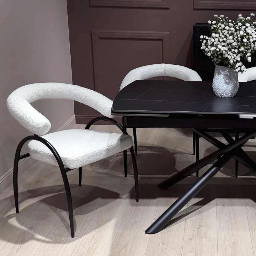 Cтілець обідній з підлокітниками , Teddy white black base