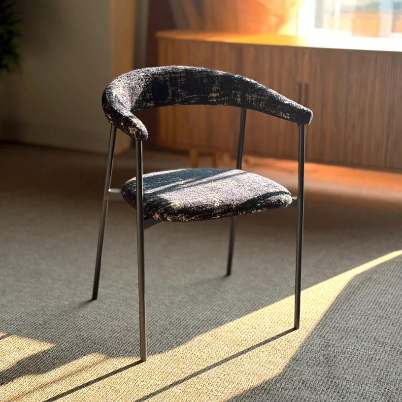 Cтілець обідній з підлокітниками , Resin luxury volcanic black base